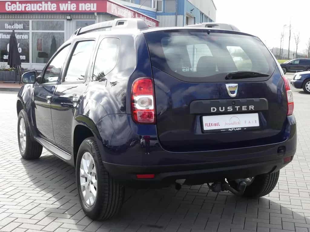 Dacia Duster 1.2 Laureate 4x2 Klima Tempomat USB AUX 09/2017-photo-2