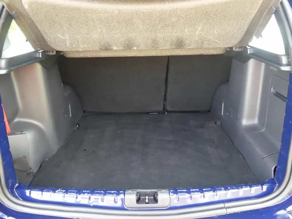 Dacia Duster 1.2 Laureate 4x2 Klima Tempomat USB AUX 09/2017-photo-28