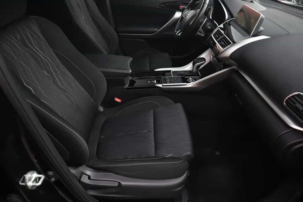 Mitsubishi Eclipse Cross 1.5 T-MIVEC 360° Head-Up AHK AWD 03/2018-photo-30