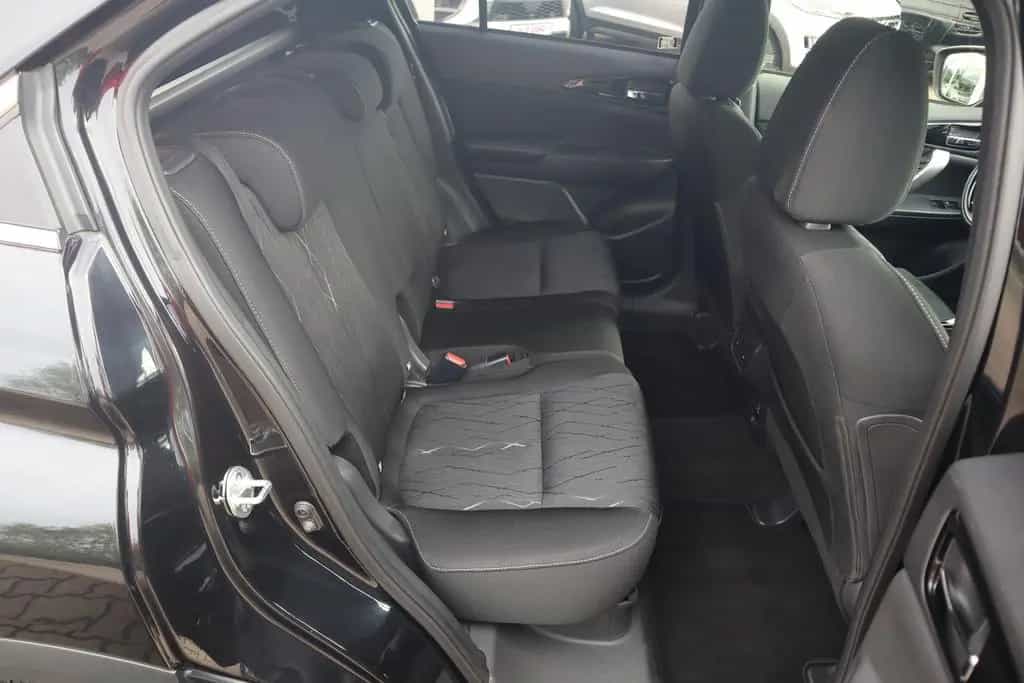 Mitsubishi Eclipse Cross 1.5 T-MIVEC 360° Head-Up AHK AWD 03/2018-photo-32