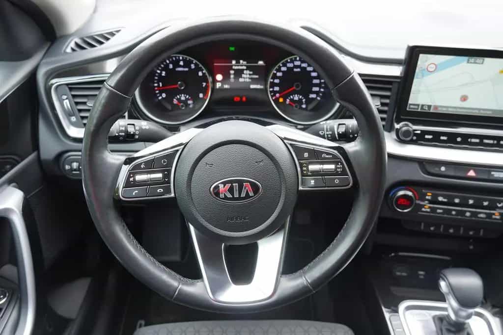 Kia cee'd / Ceed Ceed 1.4 T-GDI DCT Spirit LED ACC Navi Kamera 01/2020-photo-12