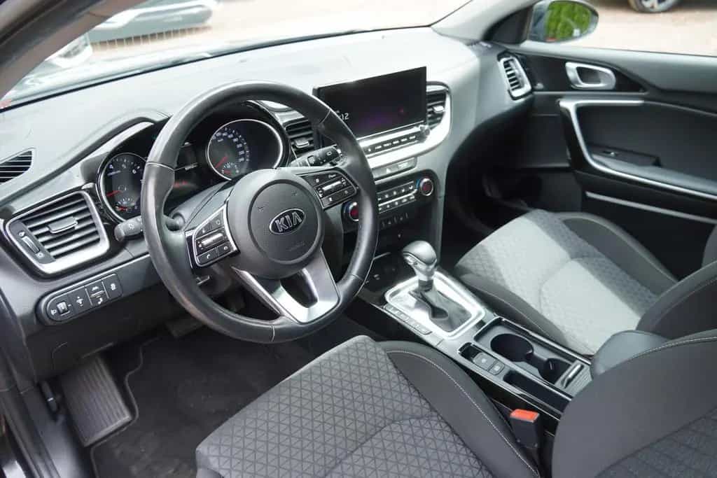 Kia cee'd / Ceed Ceed 1.4 T-GDI DCT Spirit LED ACC Navi Kamera 01/2020-photo-8
