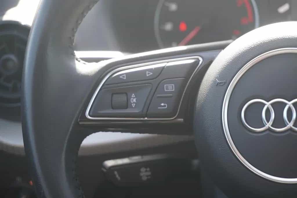 Audi Q2 1.4 TFSI LED Navi Sitzheizung AHK Kamera PDC 07/2018-photo-18