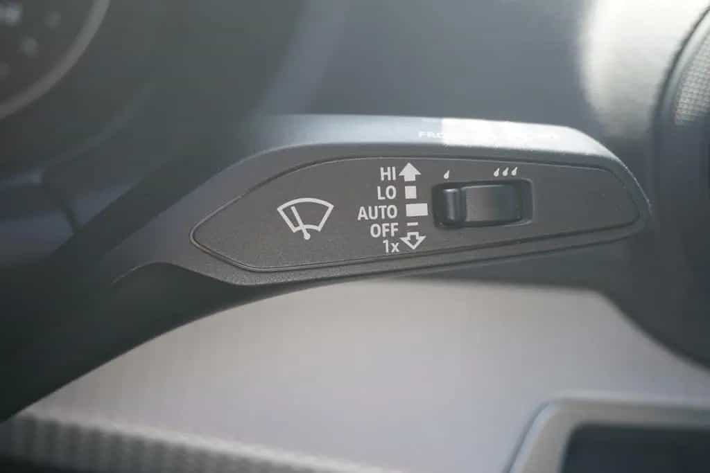 Audi Q2 1.4 TFSI LED Navi Sitzheizung AHK Kamera PDC 07/2018-photo-24