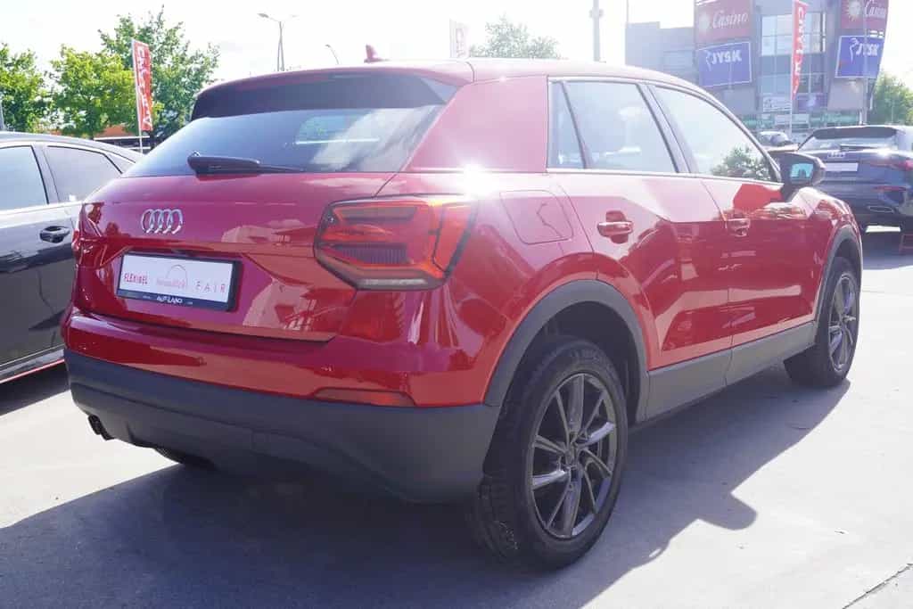 Audi Q2 1.4 TFSI LED Navi Sitzheizung AHK Kamera PDC 07/2018-photo-3