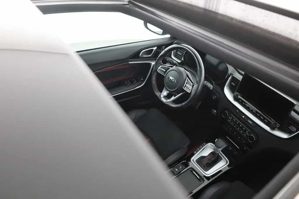 Kia pro cee'd / ProCeed ProCeed 1.6 T-GDI GT LED Panorama Navi ACC PDC 12/2020-photo-28