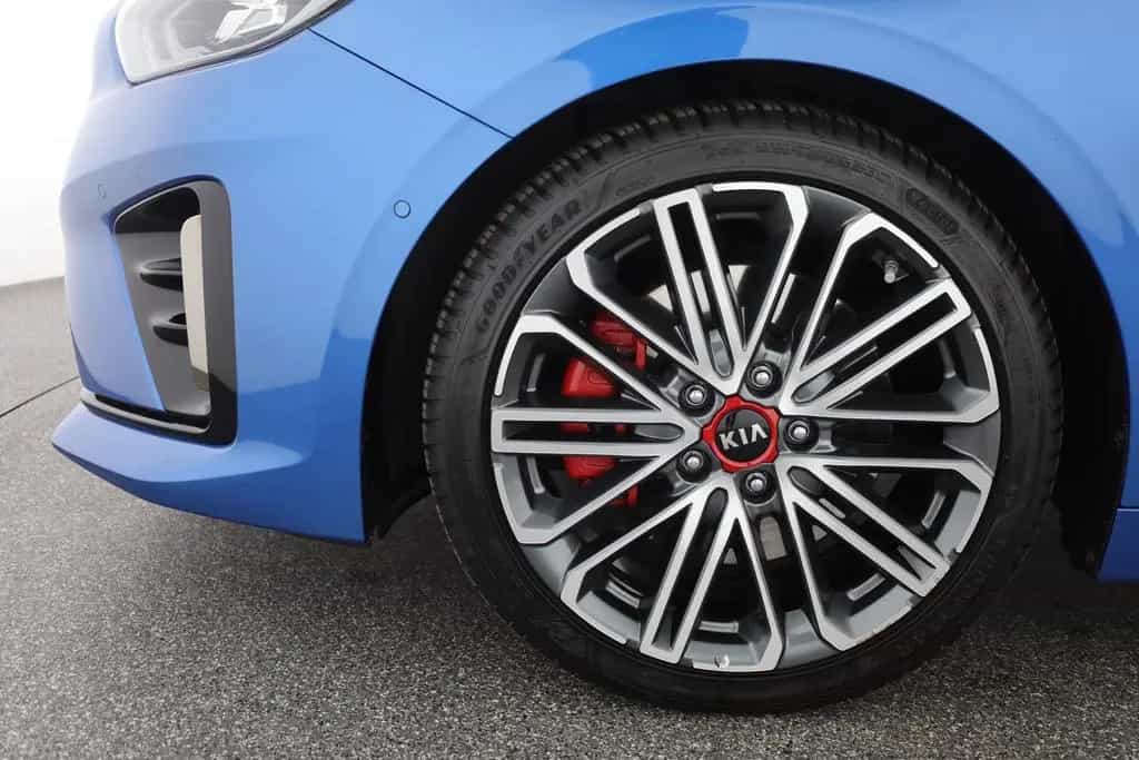 Kia pro cee'd / ProCeed ProCeed 1.6 T-GDI GT LED Panorama Navi ACC PDC 12/2020-photo-33