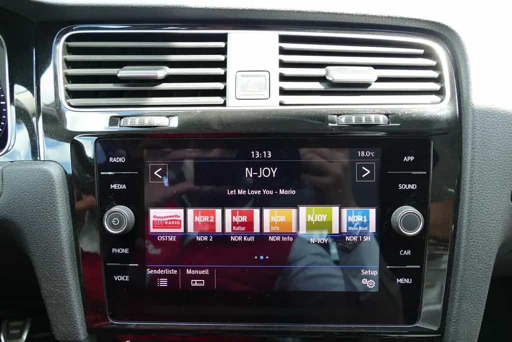 Volkswagen Golf VII 1.4 TSI Highline R-Line LED App Connect 12/2017-photo-14