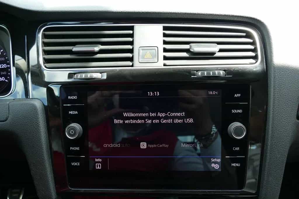 Volkswagen Golf VII 1.4 TSI Highline R-Line LED App Connect 12/2017-photo-17