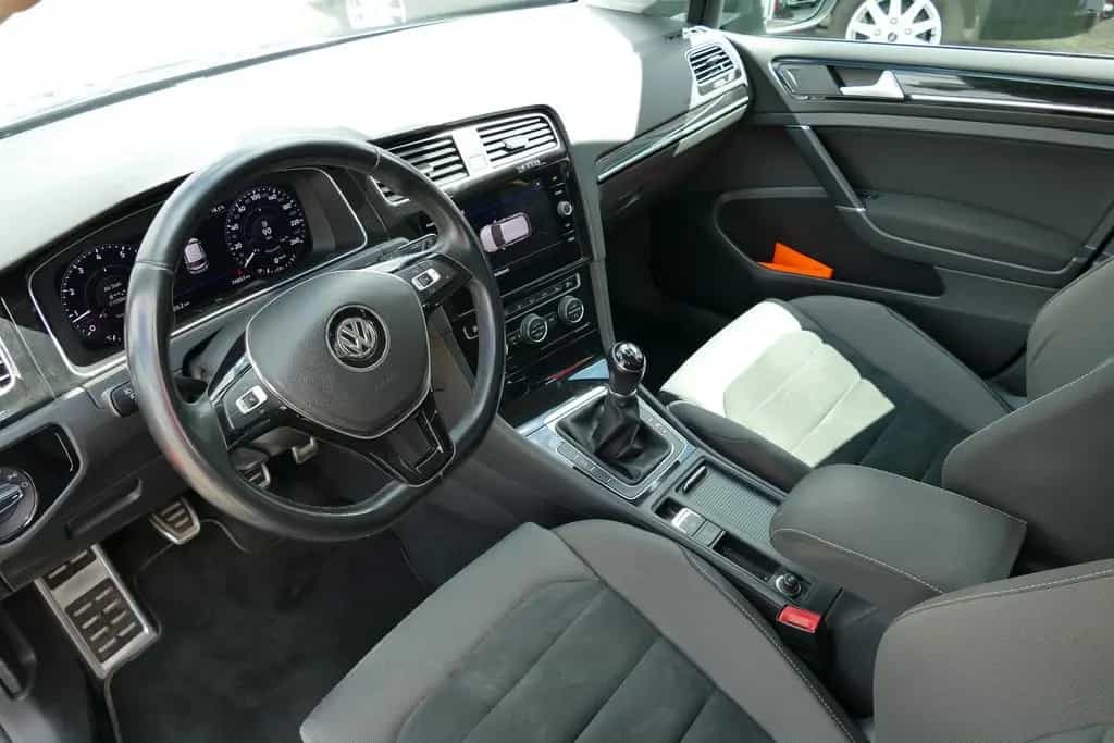 Volkswagen Golf VII 1.4 TSI Highline R-Line LED App Connect 12/2017-photo-7