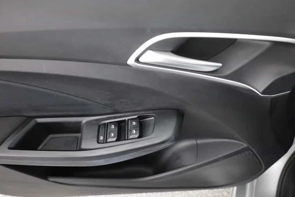 MG MG3 1.5 Comfort LED Navi Kamera 03/2025-photo-16