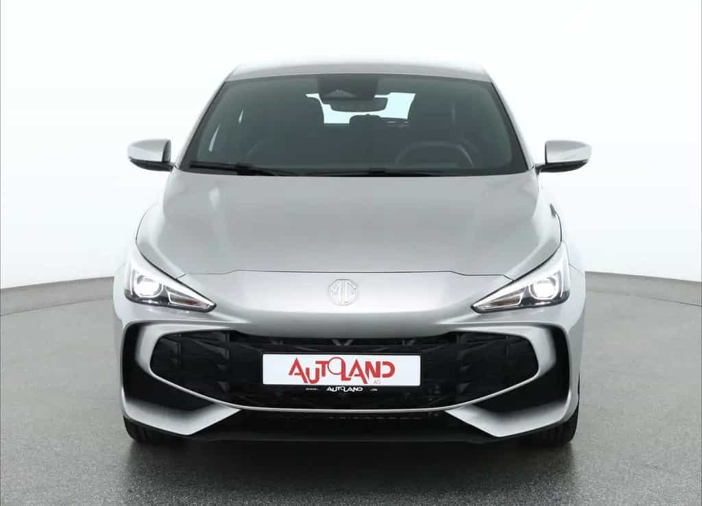 MG MG3 1.5 Comfort LED Navi Kamera 03/2025-photo-2