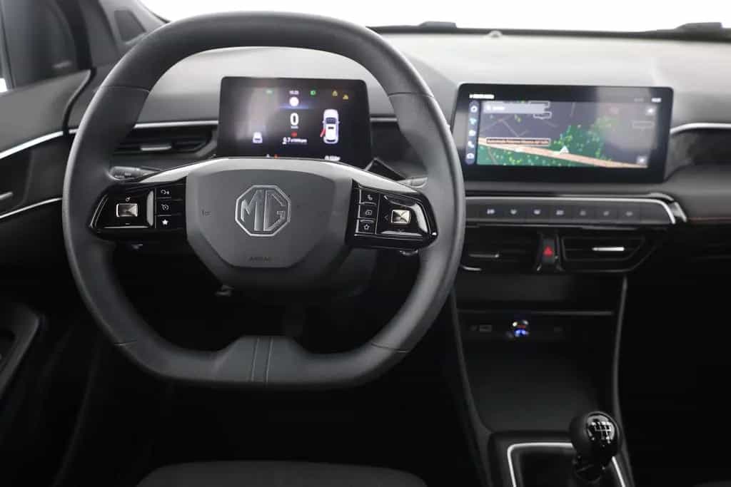 MG MG3 1.5 Comfort LED Navi Kamera 03/2025-photo-4