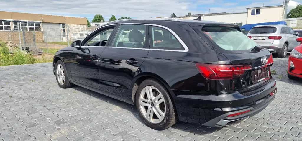 Audi A4 Avant 35 TDI LED, Soundsystem, Scheckheft 03/2022-photo-2
