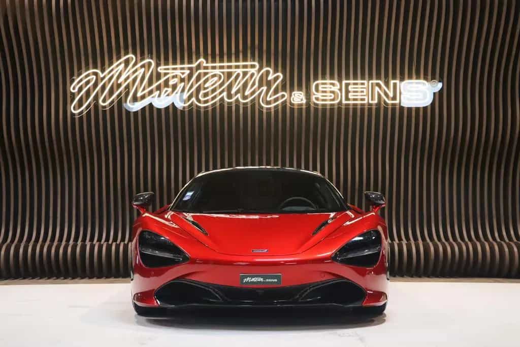 McLaren 720S Performance - Carbon Pack 1,2,3 - Lift -B&W 10/2017-photo-2