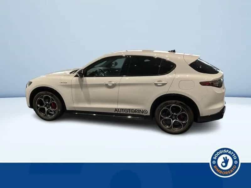 Alfa Romeo Stelvio 2.2 Turbo Diesel 160CV AT8-RW 03/2024-photo-3