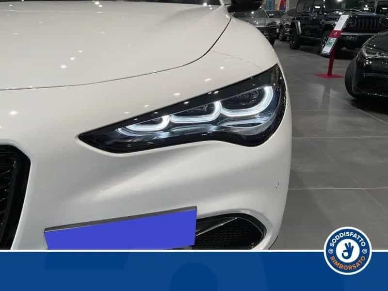 Alfa Romeo Stelvio 2.2 Turbo Diesel 160CV AT8-RW 03/2024-photo-8