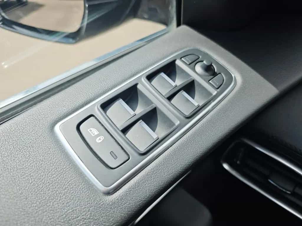 Jaguar F-Pace PRESTIGE AWD*VOLL-LED*LEDER*SHZ *KAMERA* 09/2020-photo-24