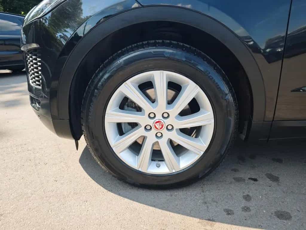 Jaguar E-Pace AWD*NAVI*KAMERA*SITZHEIZUNG*VOLL-LED* 03/2019-photo-9