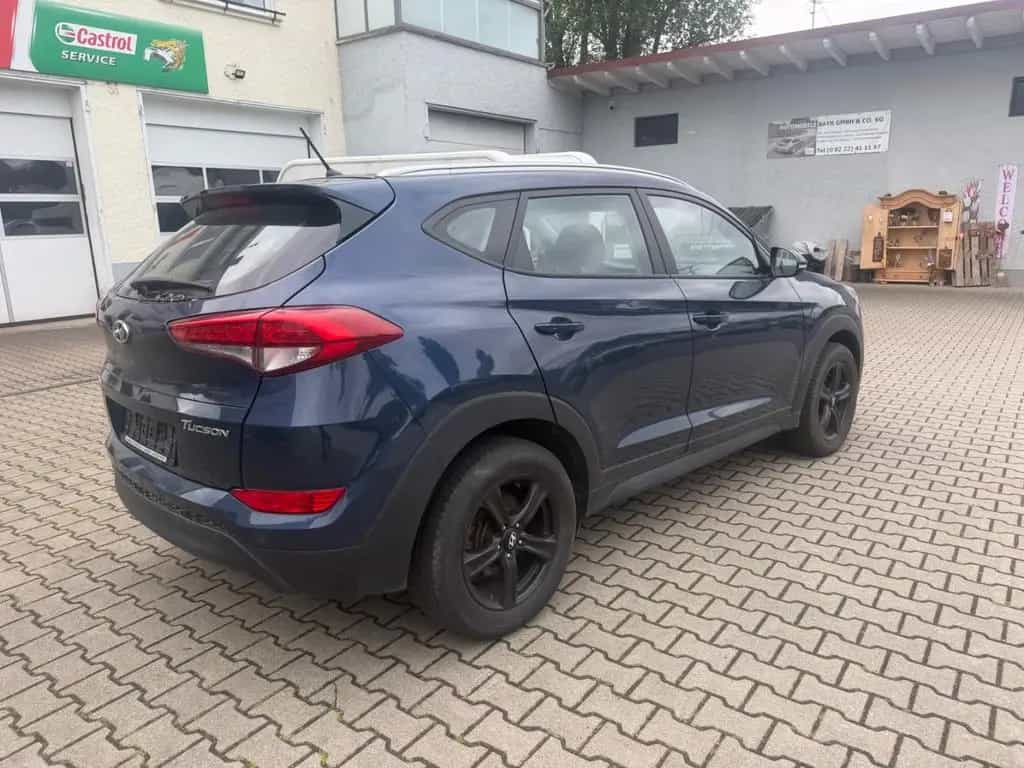 Hyundai TUCSON blue Trend 2WD Winterpaket 02/2017-photo-4