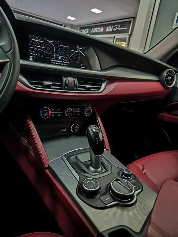 Alfa Romeo Stelvio 2.2 Turbodiesel 190 CV AT8 Su 05/2019-photo-14