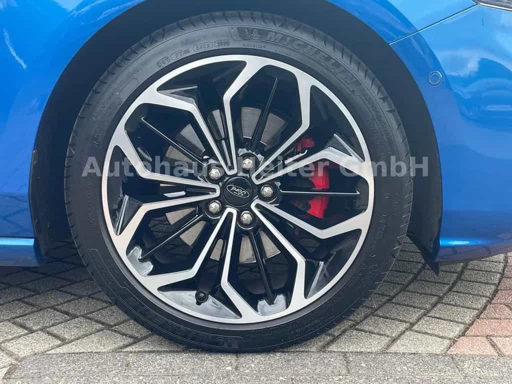Ford Focus ST-Line X / 155PS+ACC+B&O+e.Klappe 05/2021-photo-8