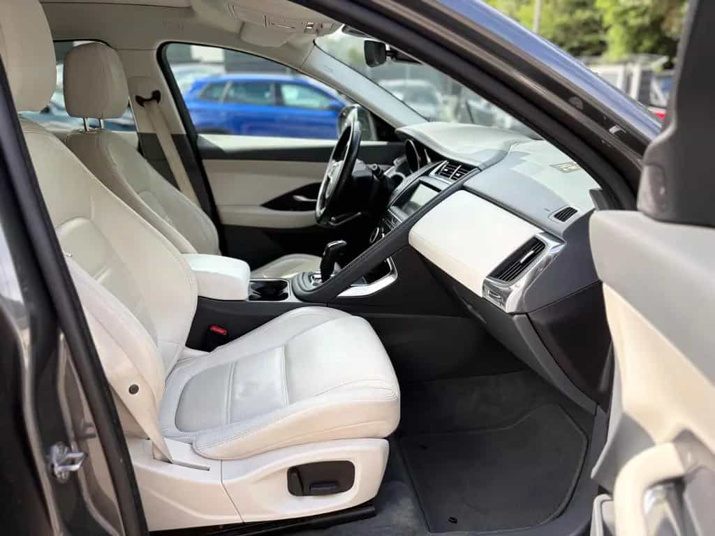 Jaguar E-Pace S AWD*LEDER*NAVI*LED*R-KAMERA*TOP* 06/2018-photo-18