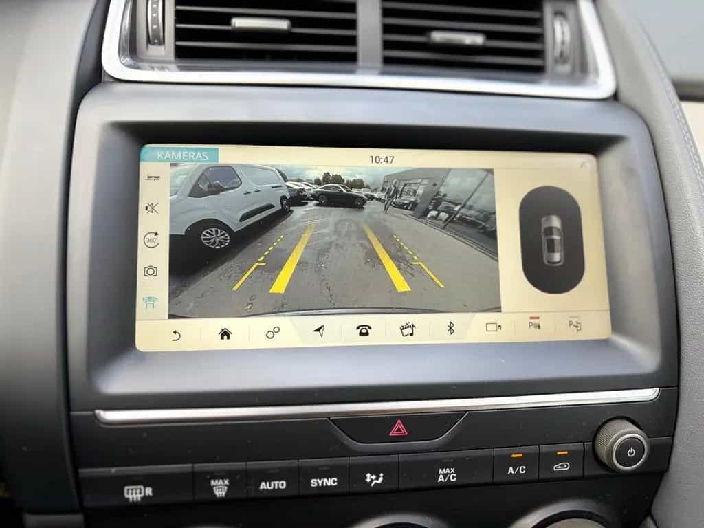 Jaguar E-Pace S AWD*LEDER*NAVI*LED*R-KAMERA*TOP* 06/2018-photo-29