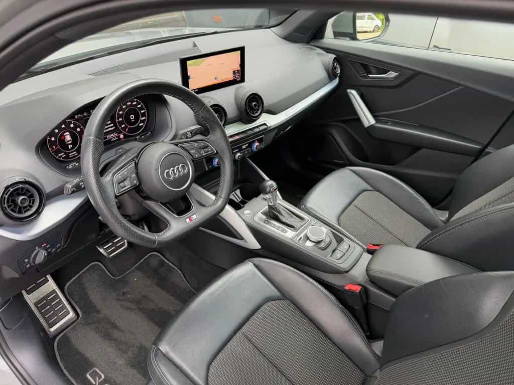 Audi Q2 S-Line LED Virtual Pano Bang&Olufsen RüKamera 07/2018-photo-11
