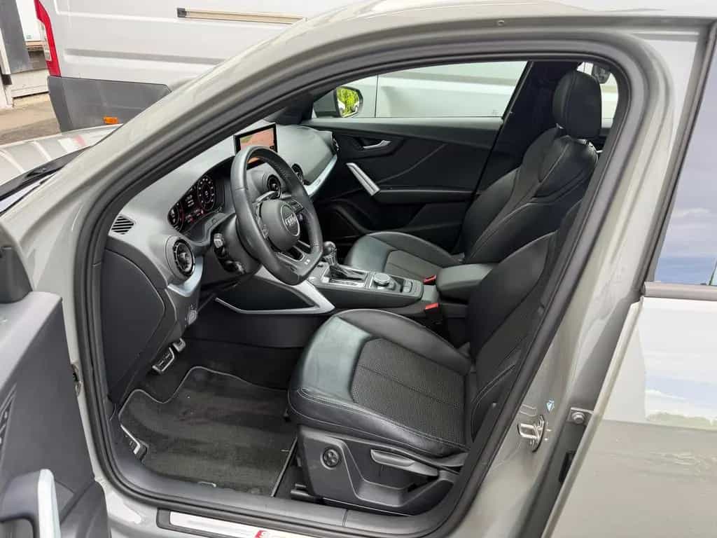 Audi Q2 S-Line LED Virtual Pano Bang&Olufsen RüKamera 07/2018-photo-12