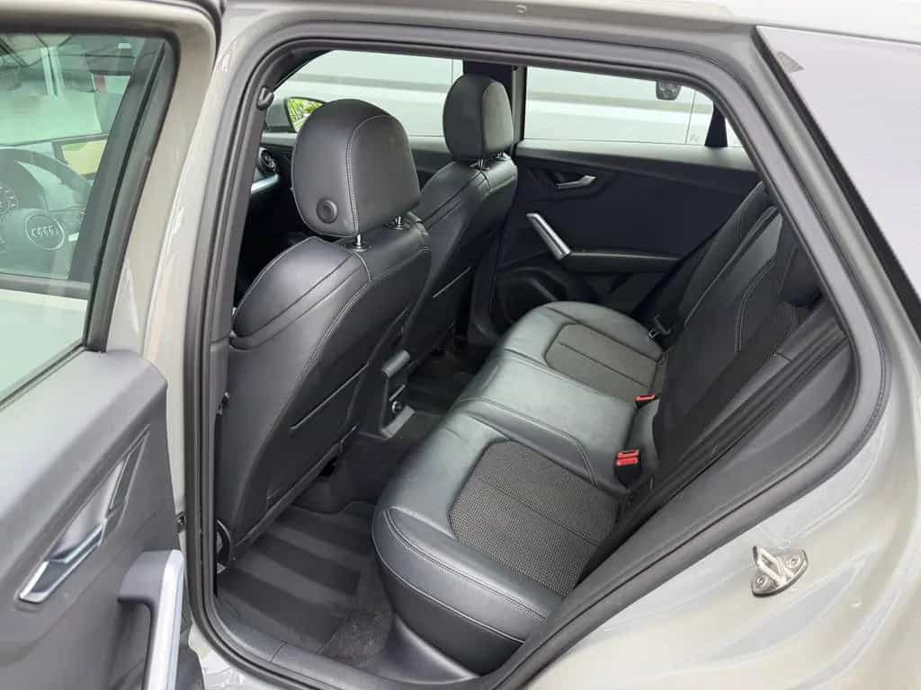 Audi Q2 S-Line LED Virtual Pano Bang&Olufsen RüKamera 07/2018-photo-13