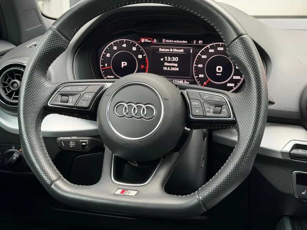 Audi Q2 S-Line LED Virtual Pano Bang&Olufsen RüKamera 07/2018-photo-17