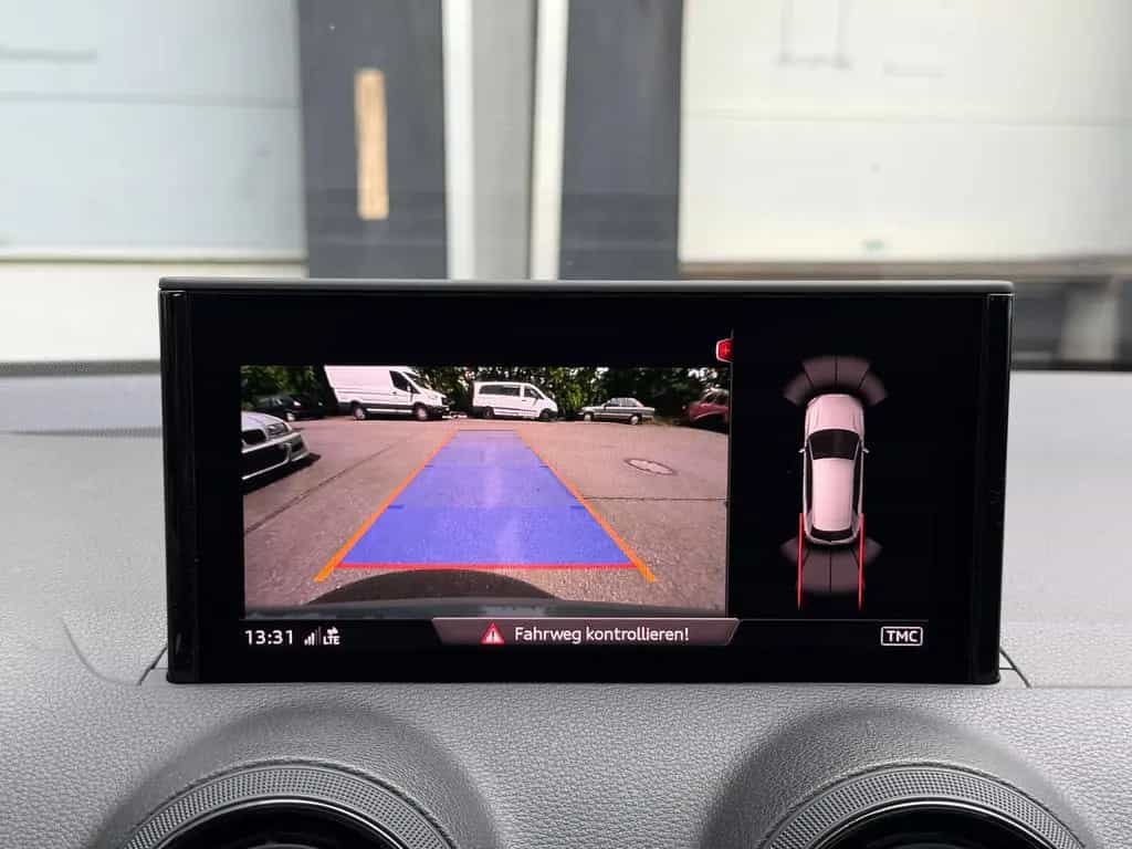 Audi Q2 S-Line LED Virtual Pano Bang&Olufsen RüKamera 07/2018-photo-20