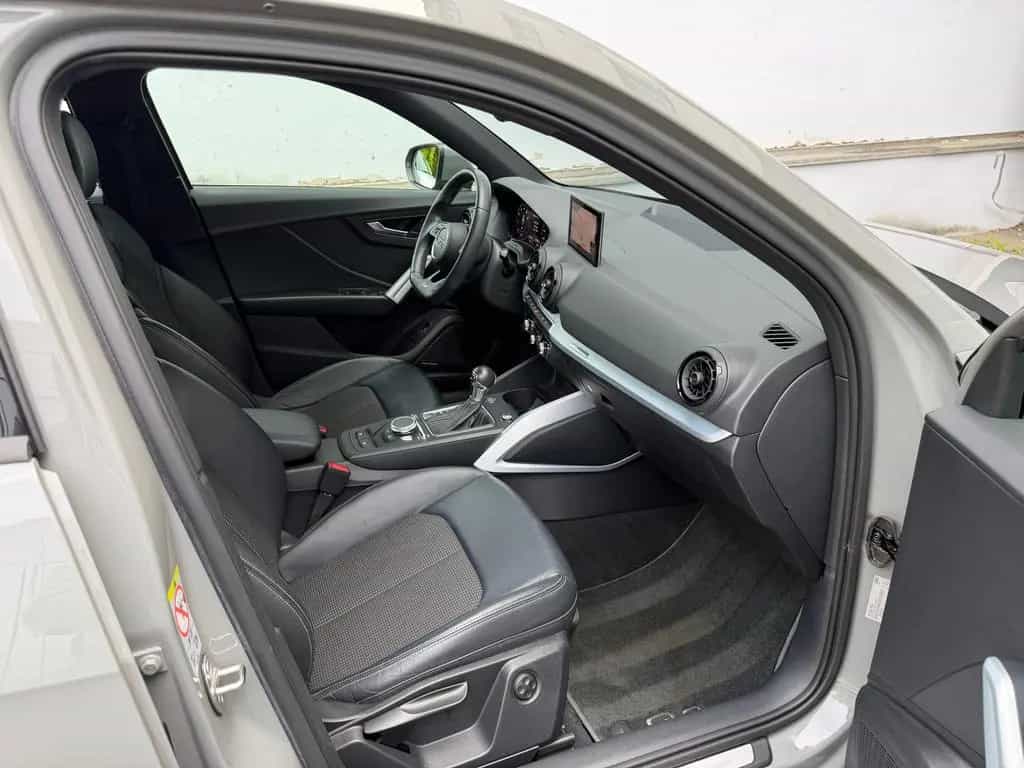 Audi Q2 S-Line LED Virtual Pano Bang&Olufsen RüKamera 07/2018-photo-26