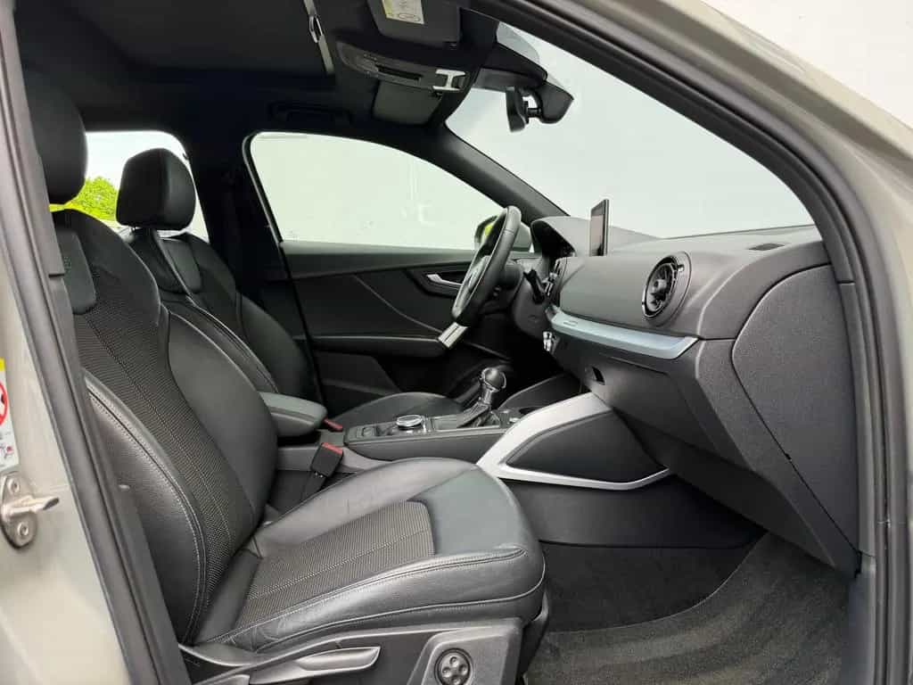 Audi Q2 S-Line LED Virtual Pano Bang&Olufsen RüKamera 07/2018-photo-27