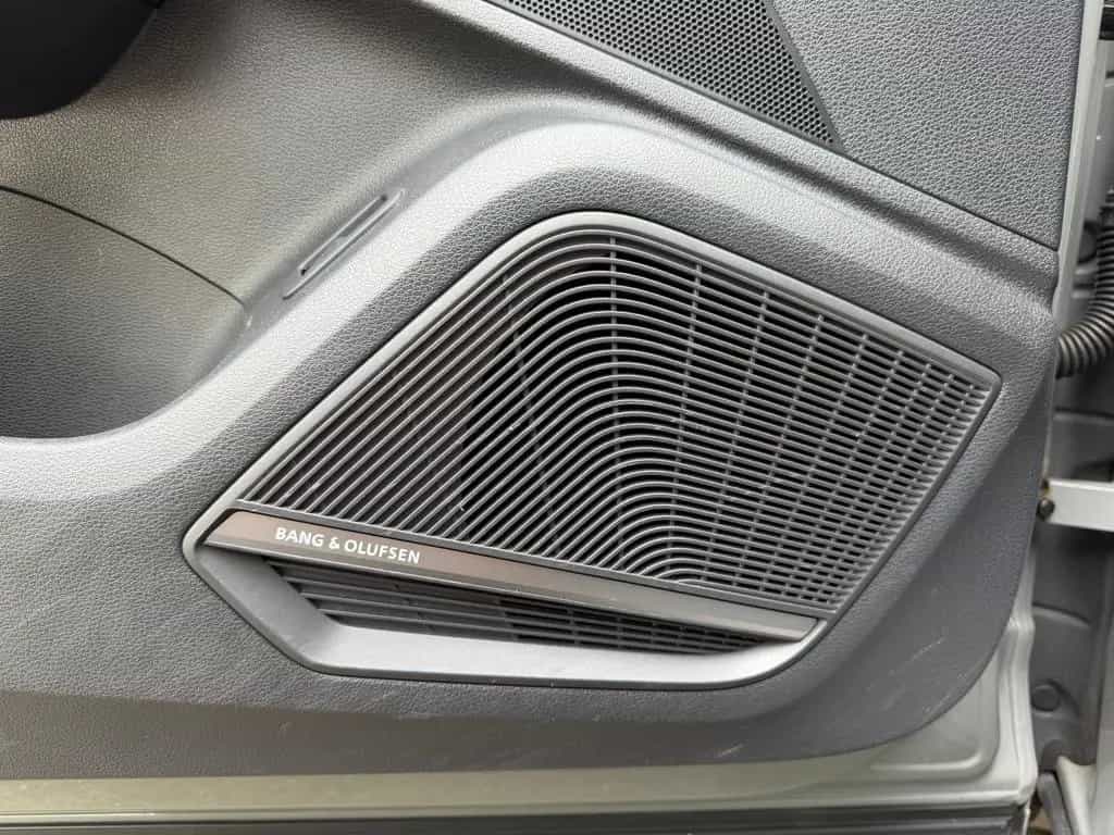 Audi Q2 S-Line LED Virtual Pano Bang&Olufsen RüKamera 07/2018-photo-31