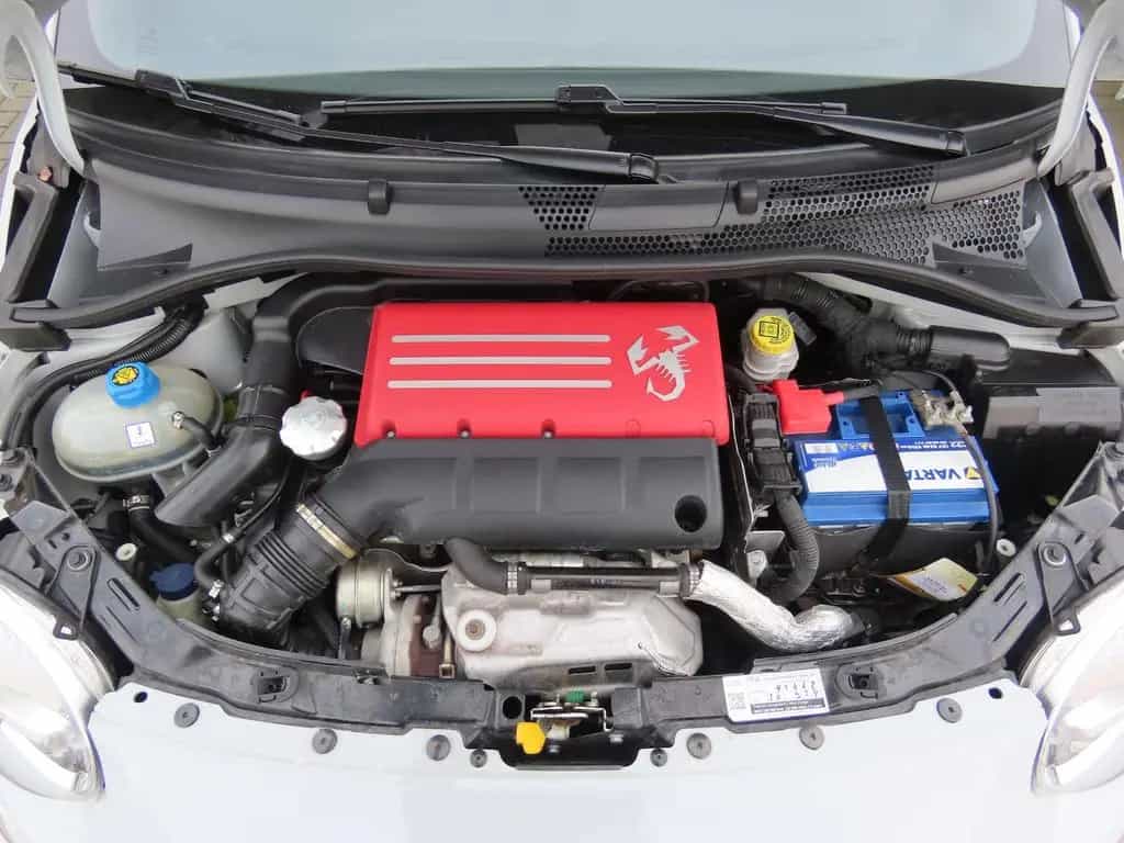 Abarth 595C 1.4 T-Jet 16V Estetico Paket Sport-AGA 03/2017-photo-15
