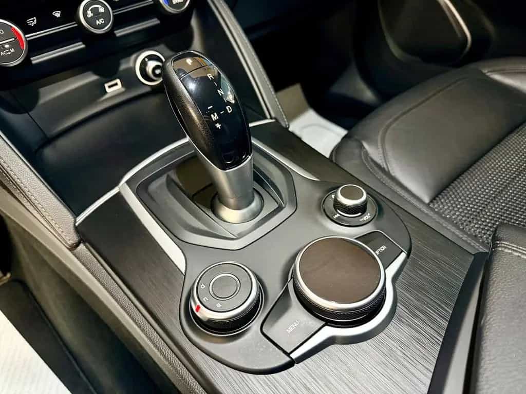 Alfa Romeo Stelvio 2.2Td 150cv Aut E6 09/2017-photo-13
