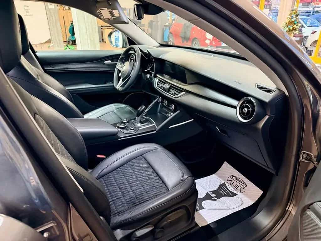 Alfa Romeo Stelvio 2.2Td 150cv Aut E6 09/2017-photo-9