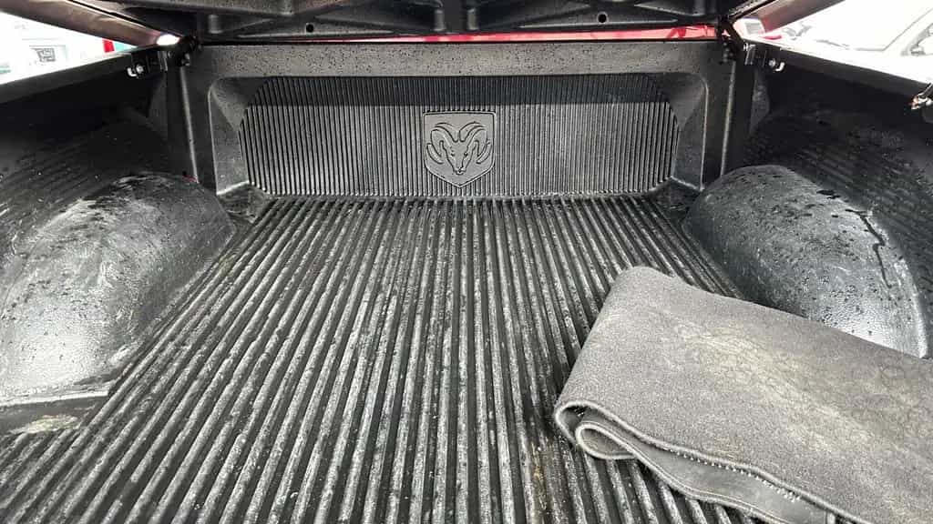 Dodge RAM 1500*AHK*Navi* 02/2015-photo-6