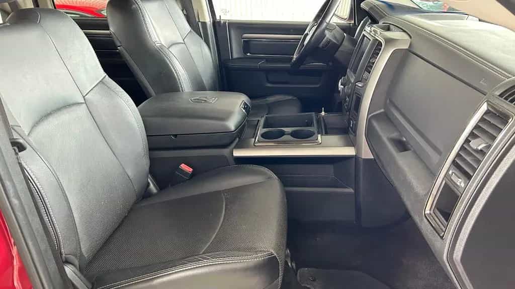 Dodge RAM 1500*AHK*Navi* 02/2015-photo-8