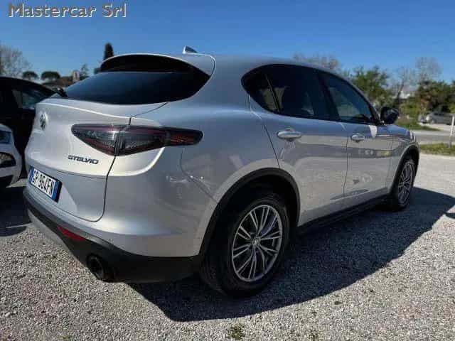 Alfa Romeo Stelvio ALFA ROMEO Stelvio 2.2 t Super Q4 210cv auto TG: 05/2023-photo-4