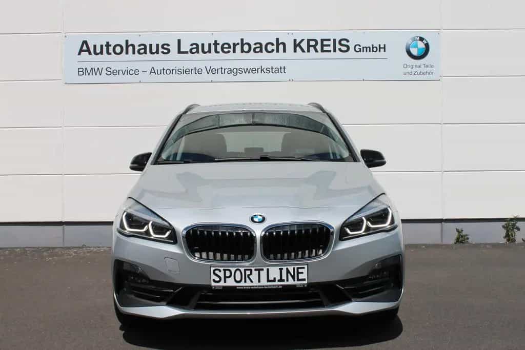 BMW 220 Gran Tourer 220xd GT Sport NAVI, LED, KAM, ACC, AHK, 7-Sitze 06/2019-photo-2