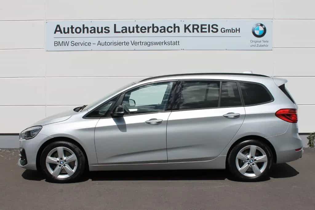 BMW 220 Gran Tourer 220xd GT Sport NAVI, LED, KAM, ACC, AHK, 7-Sitze 06/2019-photo-5