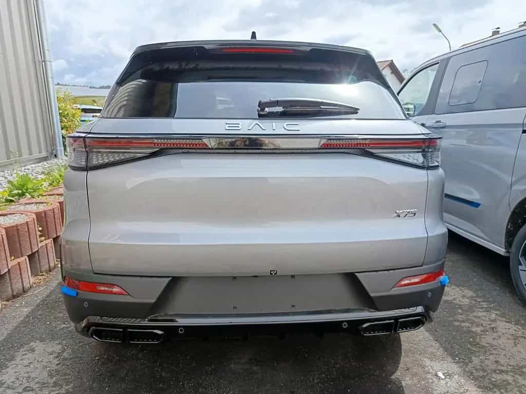 BAIC Beijing X75 null-photo-3