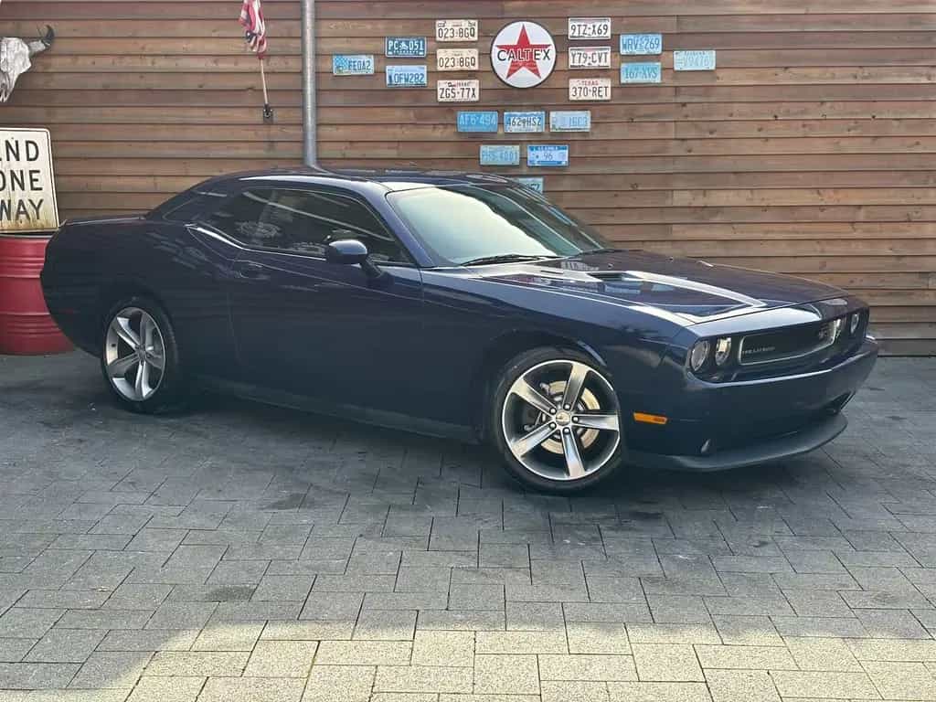 Dodge Challenger 5,7L V8 HEMI R/T Klima Alu Sport 07/2013-photo-1