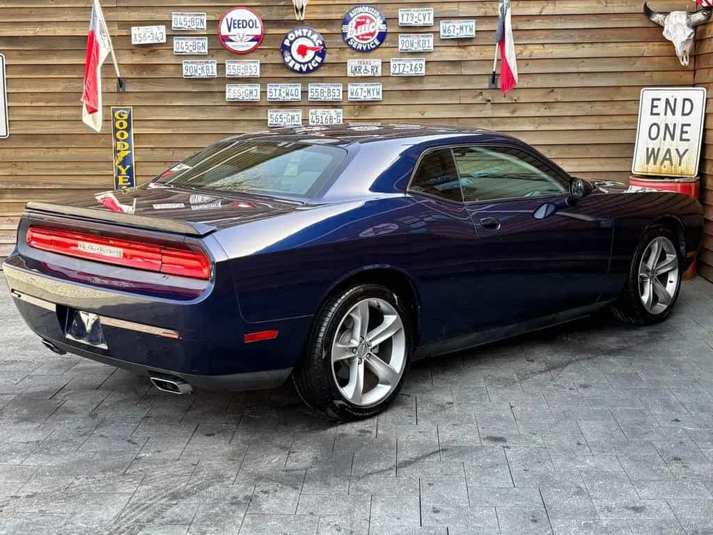 Dodge Challenger 5,7L V8 HEMI R/T Klima Alu Sport 07/2013-photo-13