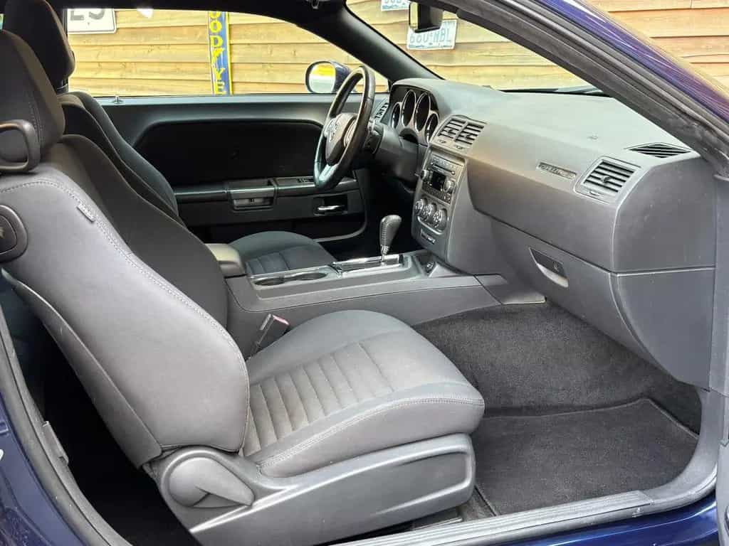 Dodge Challenger 5,7L V8 HEMI R/T Klima Alu Sport 07/2013-photo-25