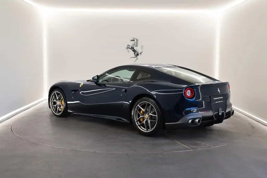 Ferrari F12 berlinetta / Blu Pozzi / Ferrari Approved 01/2013-photo-2