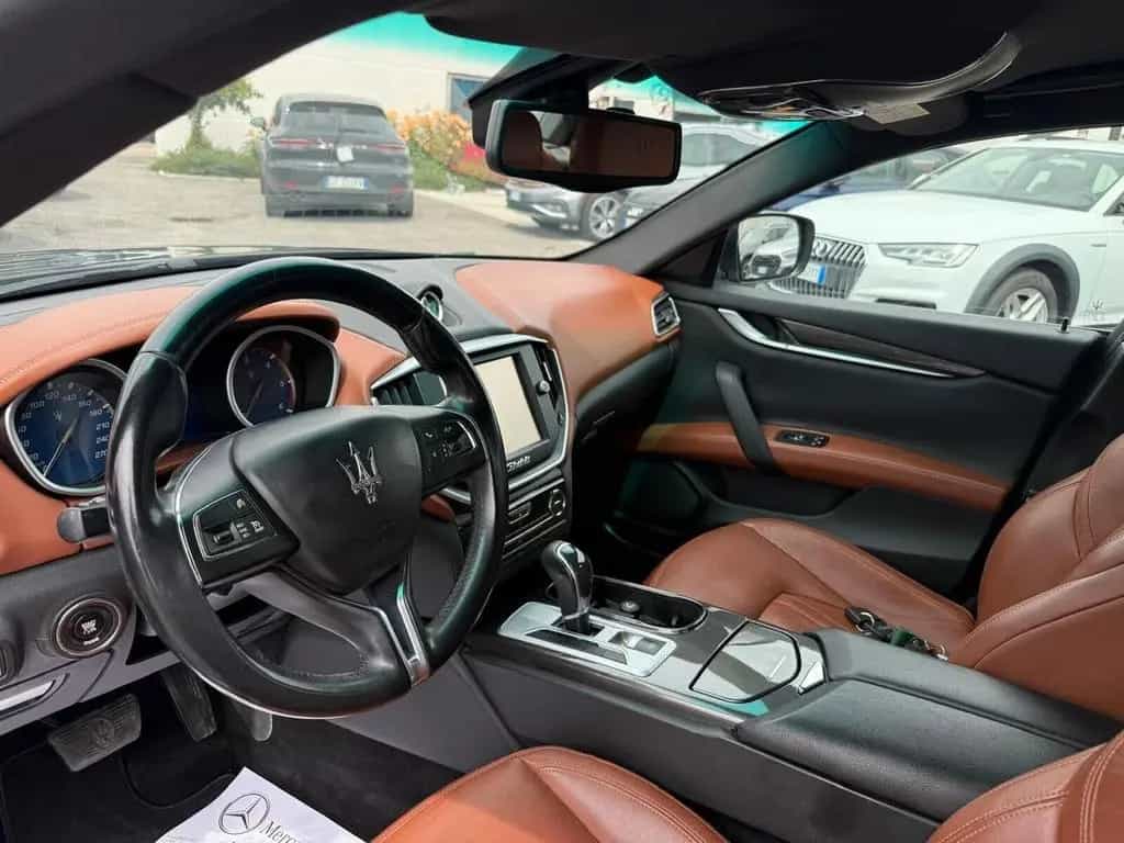 Maserati Ghibli V6 Diesel 04/2015-photo-14
